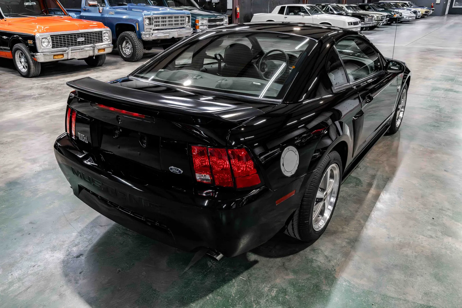 4_ 2004-Ford-Mach1-Black-140791-40.jpg